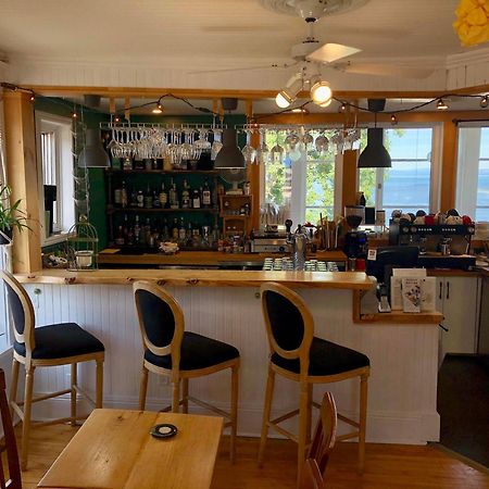 Les Pinsons Des Rives Bed and Breakfast La Malbaie Eksteriør billede