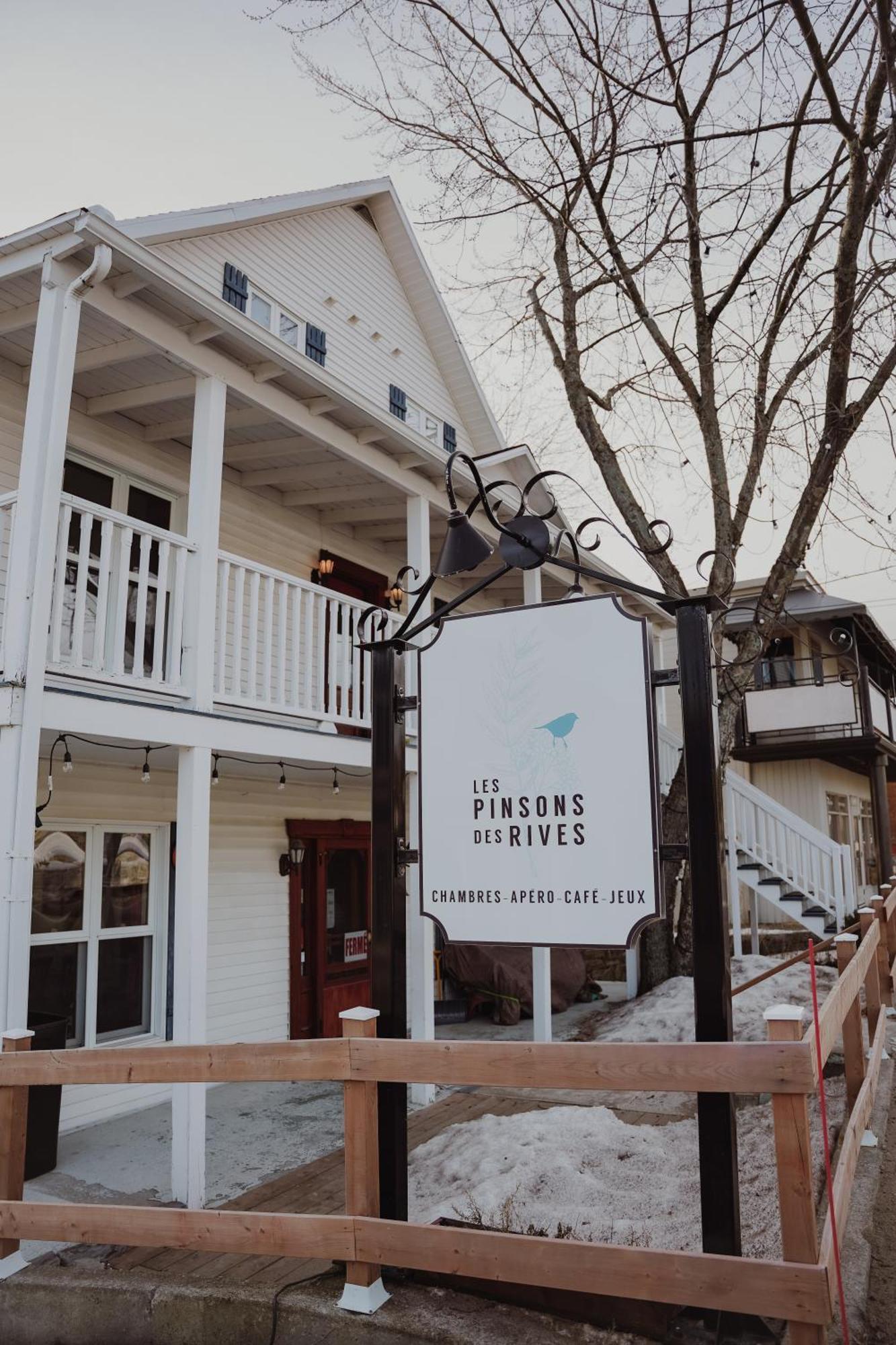 Les Pinsons Des Rives Bed and Breakfast La Malbaie Eksteriør billede