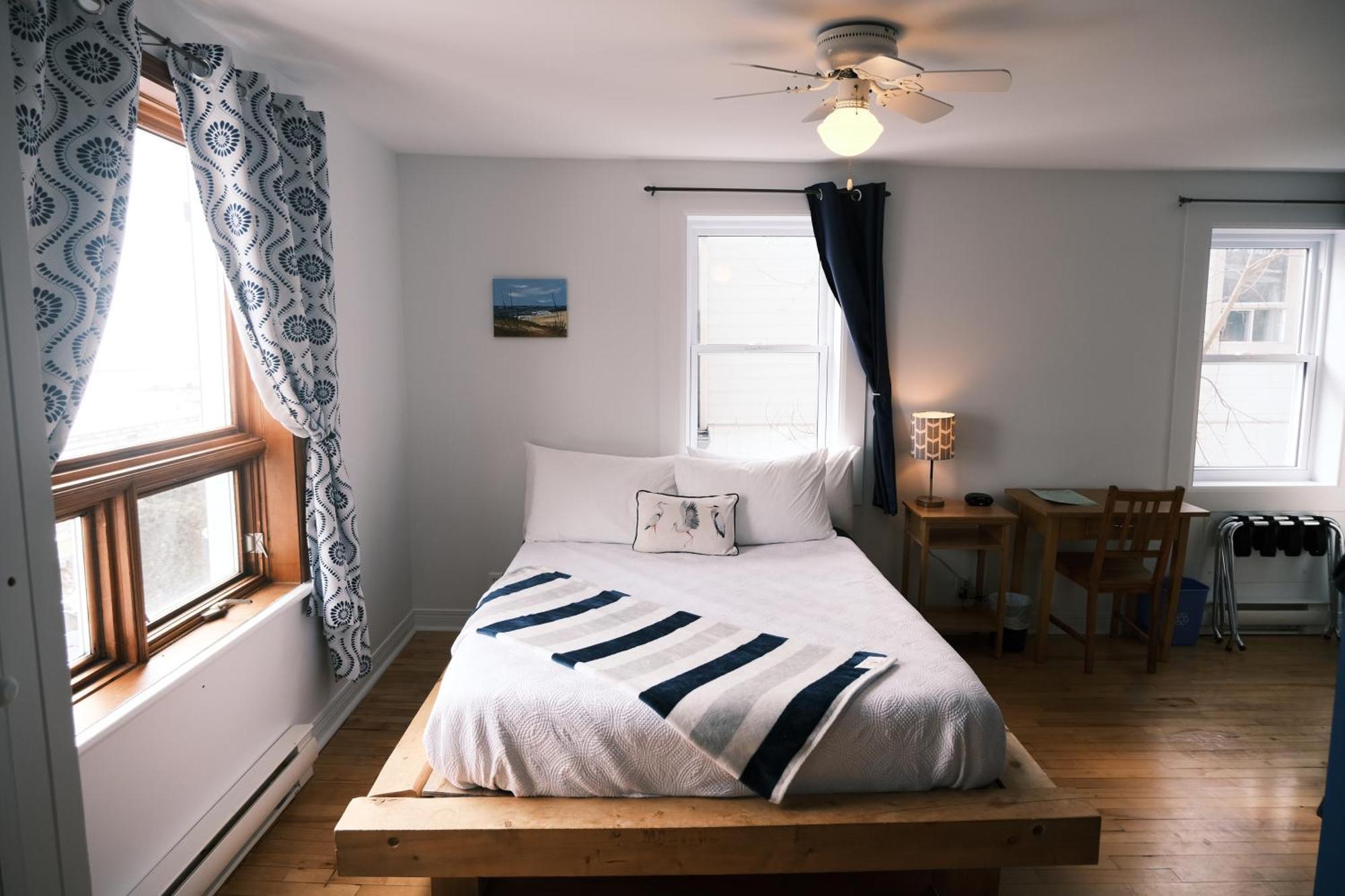 Les Pinsons Des Rives Bed and Breakfast La Malbaie Værelse billede