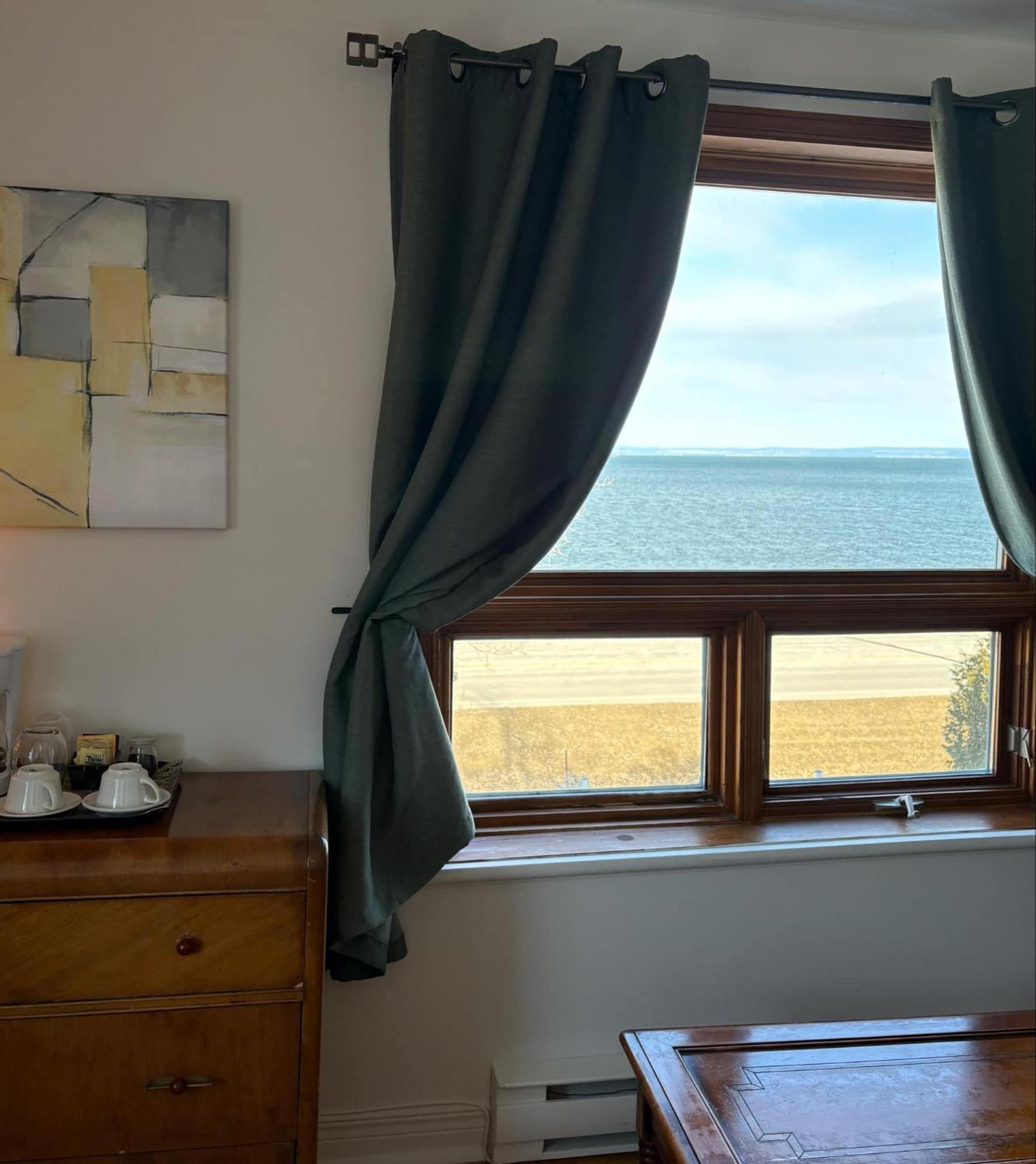 Les Pinsons Des Rives Bed and Breakfast La Malbaie Eksteriør billede